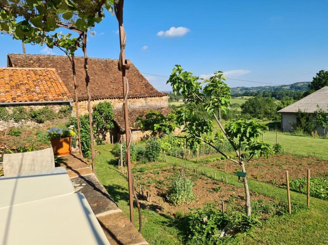 Les Peyronnies Vila Figeac Exterior foto